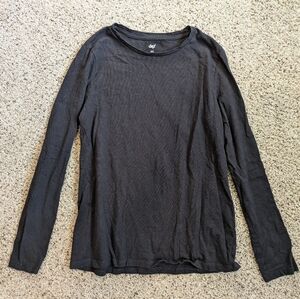 Long sleeve tee